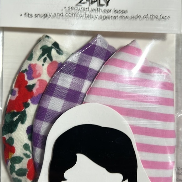 Face mask lot of 4 (3 pack) CVS Wellness Children girl fabric mask ages 5-8 NEW - Picture 6 of 8